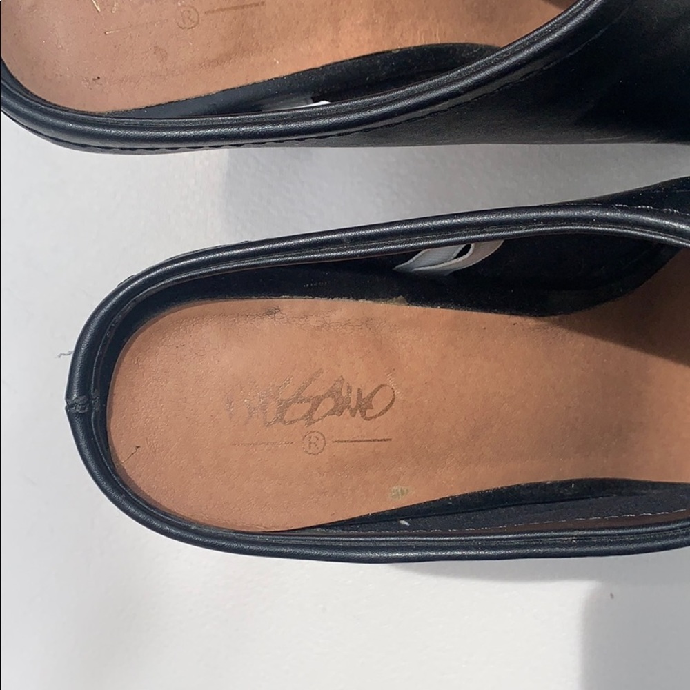 Mossimo - Picture 4 of 6